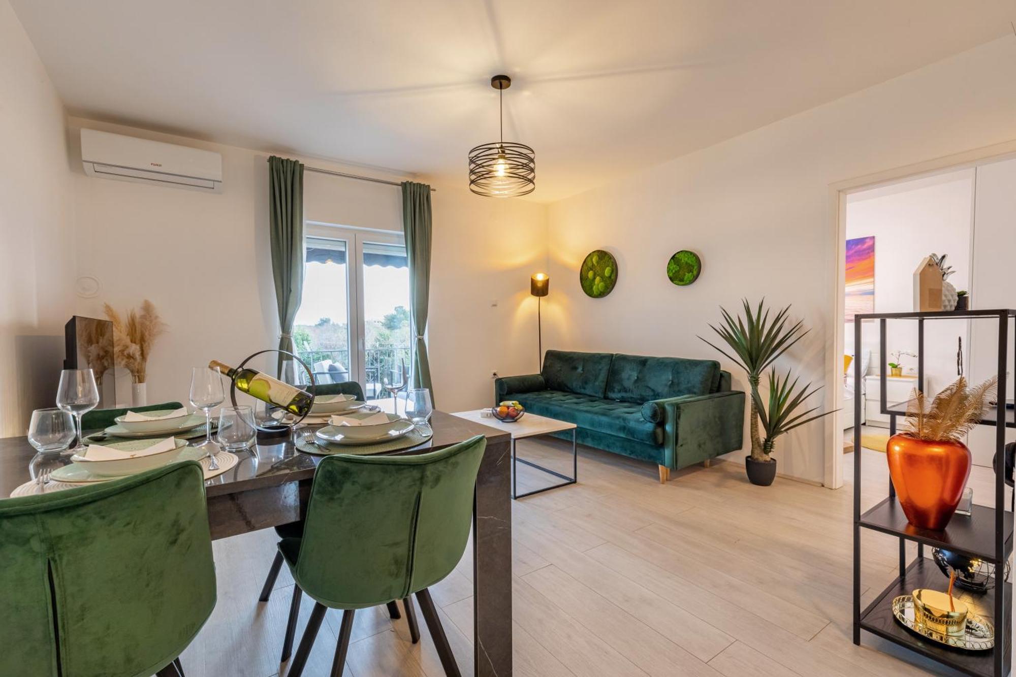 All'S Kingdom Apartment Rovinj Luaran gambar