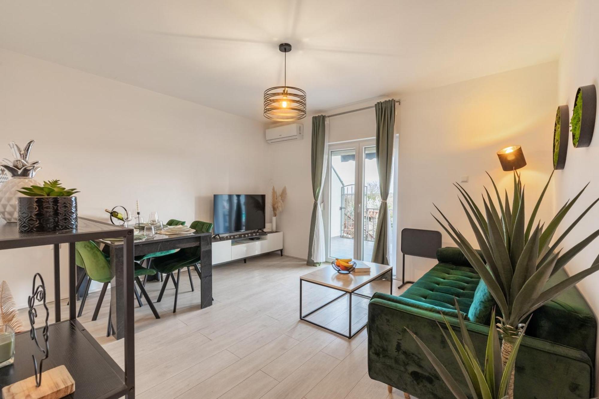 All'S Kingdom Apartment Rovinj Luaran gambar